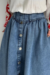 Line Button Skirt