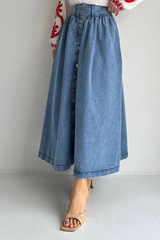 Line Button Skirt